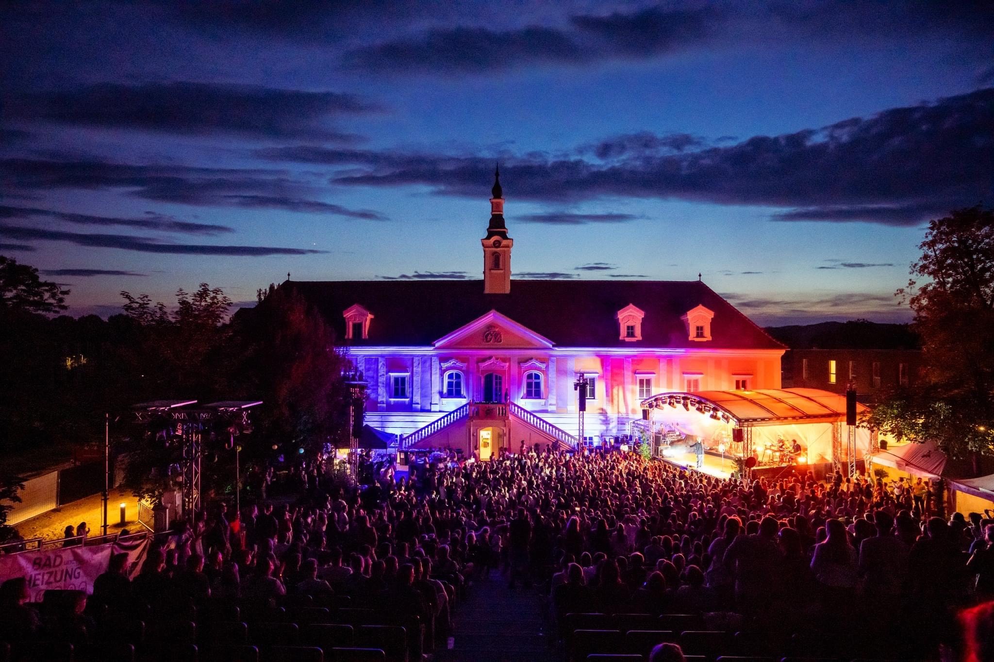 LANGENLOIS BLOOOMT im Schloss Haindorf